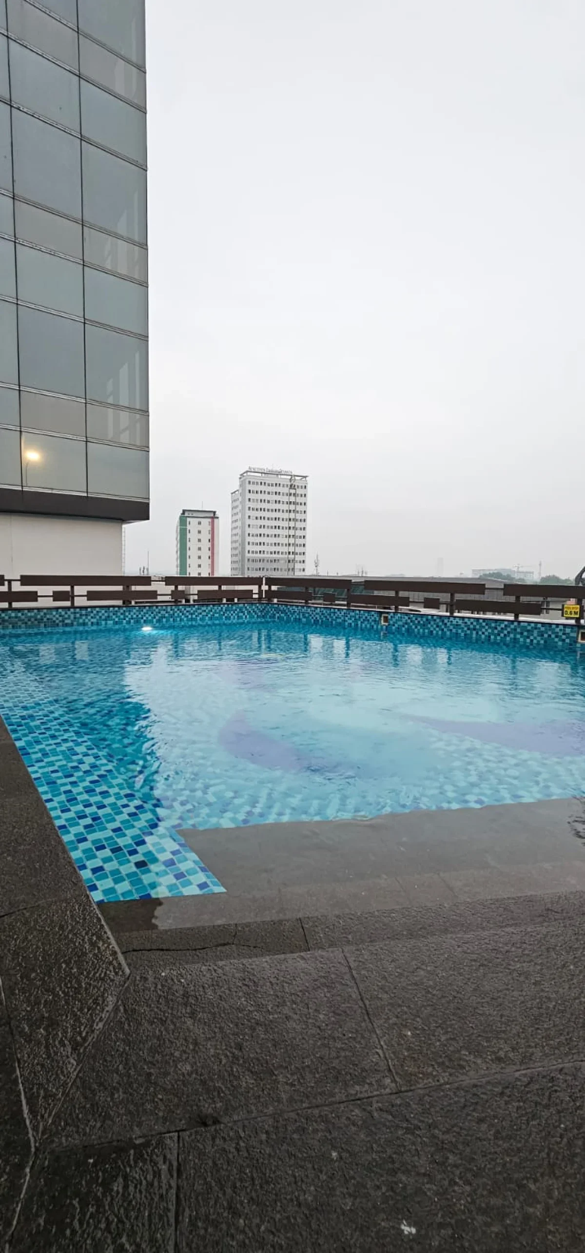 Apartment 2BR Grand Sungkono Lagoon Surabaya - Area Strategis - Galeri 5