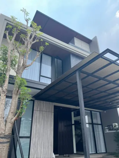 FULL Furnish Dijual Rumah Premium Exclusive Citraland dekat Gwalk Claymore  - Galeri 1