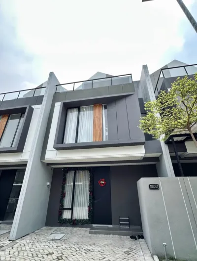 Rumah Surabaya Timur Attic Model - area ITS Pakuwon City Mall 