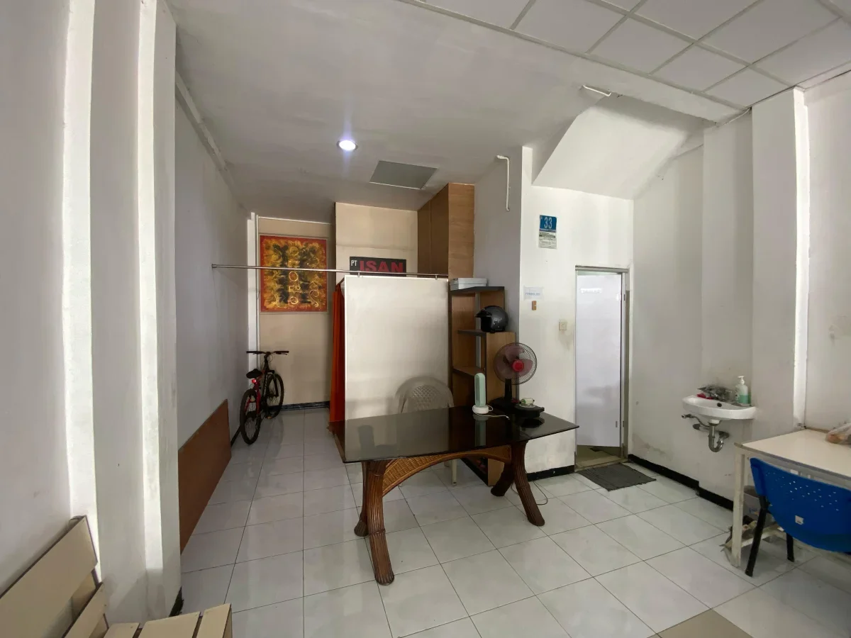 Dijual Cepat Ruko Premium ! 4 Lantai, Lokasi Super Strategis & Ramai - Surabaya Manyar  - Galeri 2