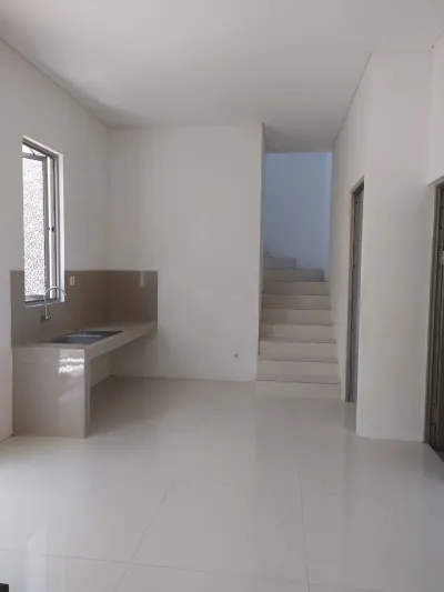 Dijual Cepat Rumah Greenland Residence 2 Lantai | Dekat Superindo & Club House - Kab. Gresik - Galeri 2