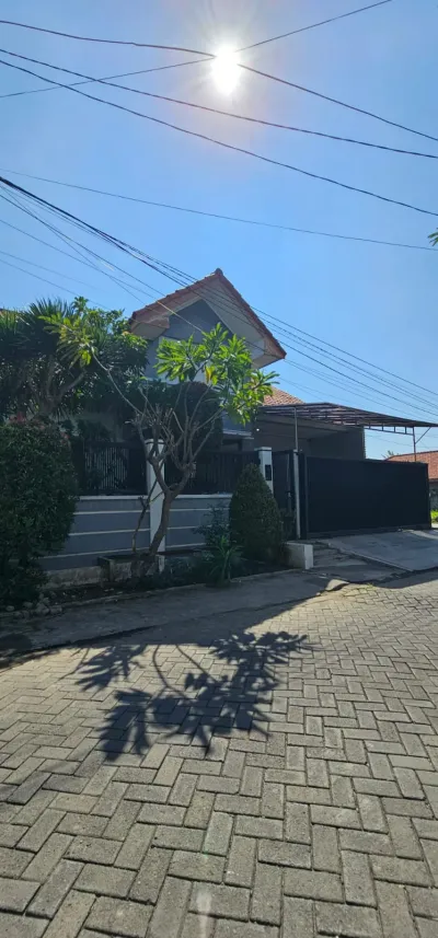 DIJUAL RUMAH LUAS SIAP HUNI LT 350 - SURABAYA - Galeri 1