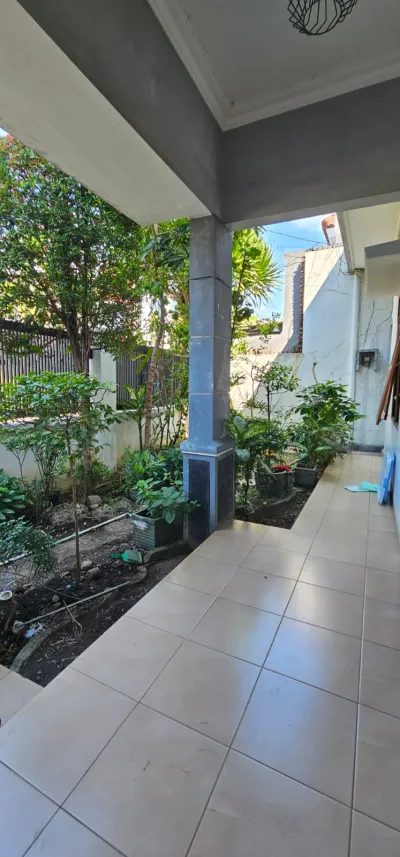DIJUAL RUMAH LUAS SIAP HUNI LT 350 - SURABAYA - Galeri 4
