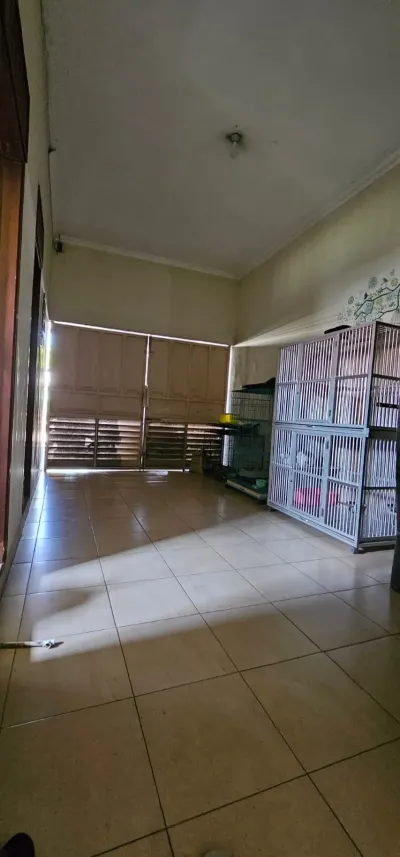 DIJUAL RUMAH LUAS SIAP HUNI LT 350 - SURABAYA - Galeri 10