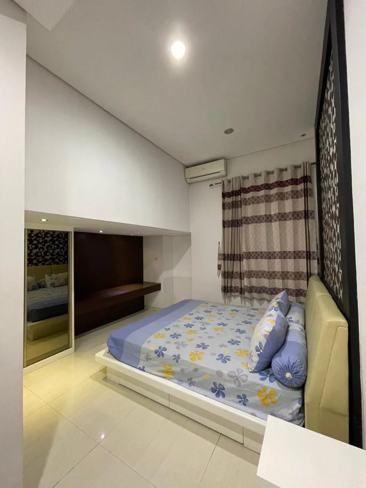 Dijual Rumah Mewah Full Furnished!-  Virginia Regency Pakuwon City Surabaya - Desain Elegan & Luas - Galeri 7