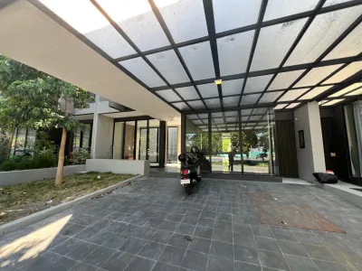 DIJUAL RUMAH MEWAH PELICAN HILL – FULL FURNISH + INTERIOR ELEGAN + KOLAM RENANG, SIAP HUNI!  - Galeri 2
