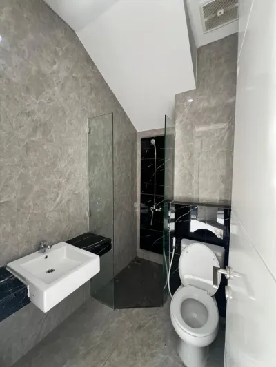 DIJUAL RUMAH MEWAH PELICAN HILL – FULL FURNISH + INTERIOR ELEGAN + KOLAM RENANG, SIAP HUNI!  - Galeri 7