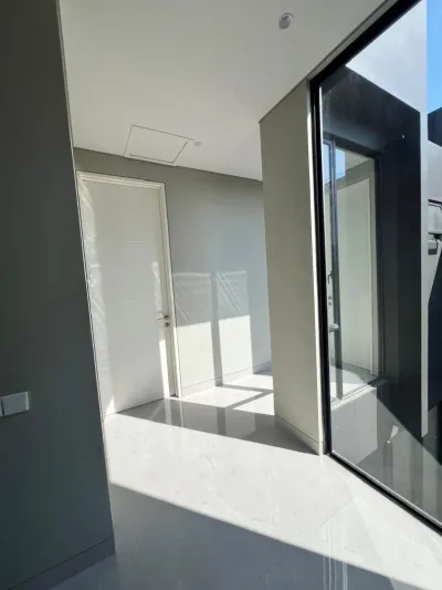 DIJUAL RUMAH MEWAH PELICAN HILL – FULL FURNISH + INTERIOR ELEGAN + KOLAM RENANG, SIAP HUNI!  - Galeri 19