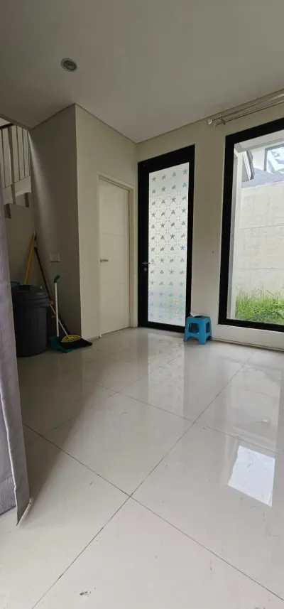 Dijual Rumah Second 2 Lantai – Nyaman, Luas & Siap Tempati - Northwest Lake CitraLand  - Galeri 2
