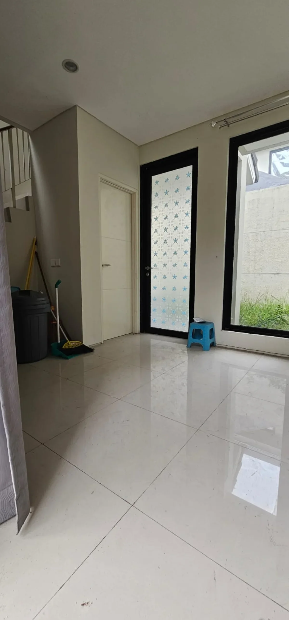 Dijual Rumah Second 2 Lantai – Nyaman, Luas & Siap Tempati - Northwest Lake CitraLand  - Galeri 2