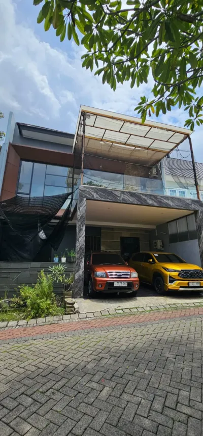 DIJUAL RUMAH SURABAYA ALAM HIJAU