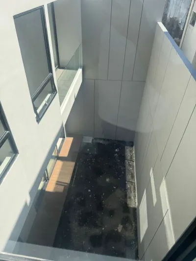 Disewakan Rumah Dempsey Hill Maple Rooftop | 10x17 | 3 Lantai | Rooftop - Surabaya - Galeri 19