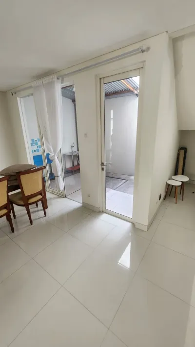  Disewakan Rumah Grand Pakuwon Surabaya – Cluster Adelaide - LT 6x12  - Galeri 5
