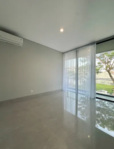 “Eksklusif! Palma Grandia Arden - Rumah Cantik di Lingkungan Elite CitraLand- Akses Cepat ke Tol & Kota Surabaya! - Galeri 9