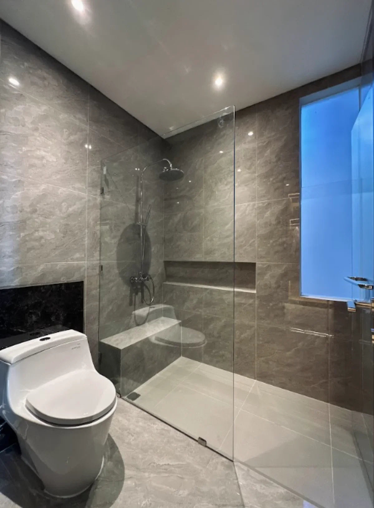 “Eksklusif! Palma Grandia Arden - Rumah Cantik di Lingkungan Elite CitraLand- Akses Cepat ke Tol & Kota Surabaya! - Galeri 11