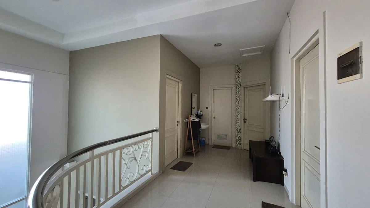 Dijual rumah Mulyosari Surabaya Timur Full Furnish  - Galeri 6