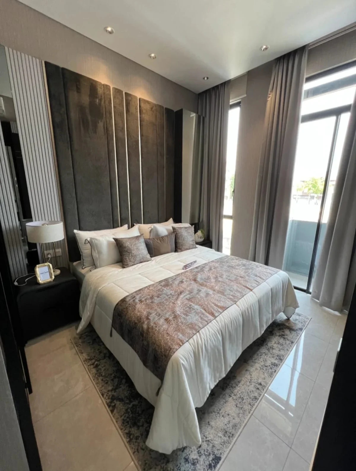 DIJUAL RUMAH GRESS FREE PPN 2026 Baru Citraland Surabaya Barat District 9 - Galeri 9