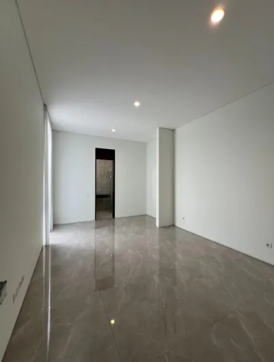 FULL Furnish Dijual Rumah Premium Exclusive Citraland dekat Gwalk Claymore  - Galeri 10
