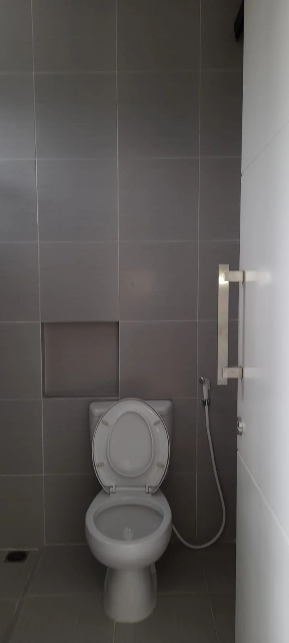 Rumah Citraland dekat Margomulyo Tandes Disewakan  - Galeri 7