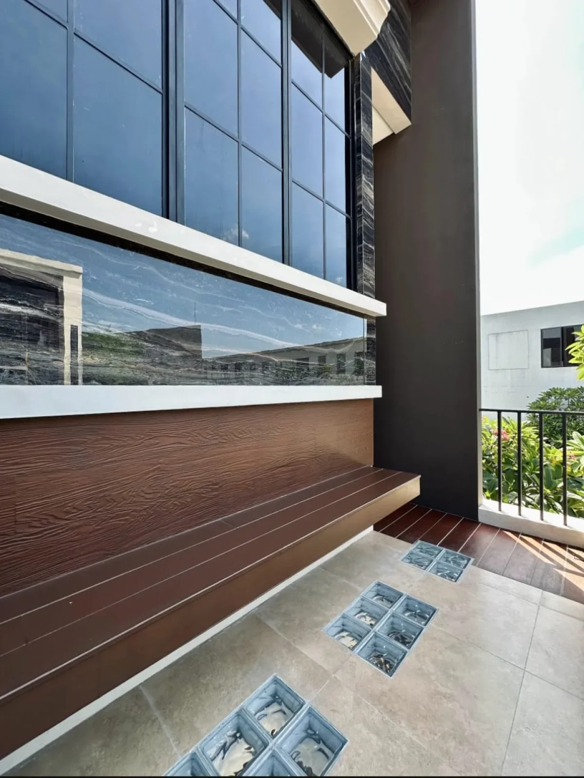 Rumah dekat UNESA Wiyung Pakuwon Mall  - Galeri 4