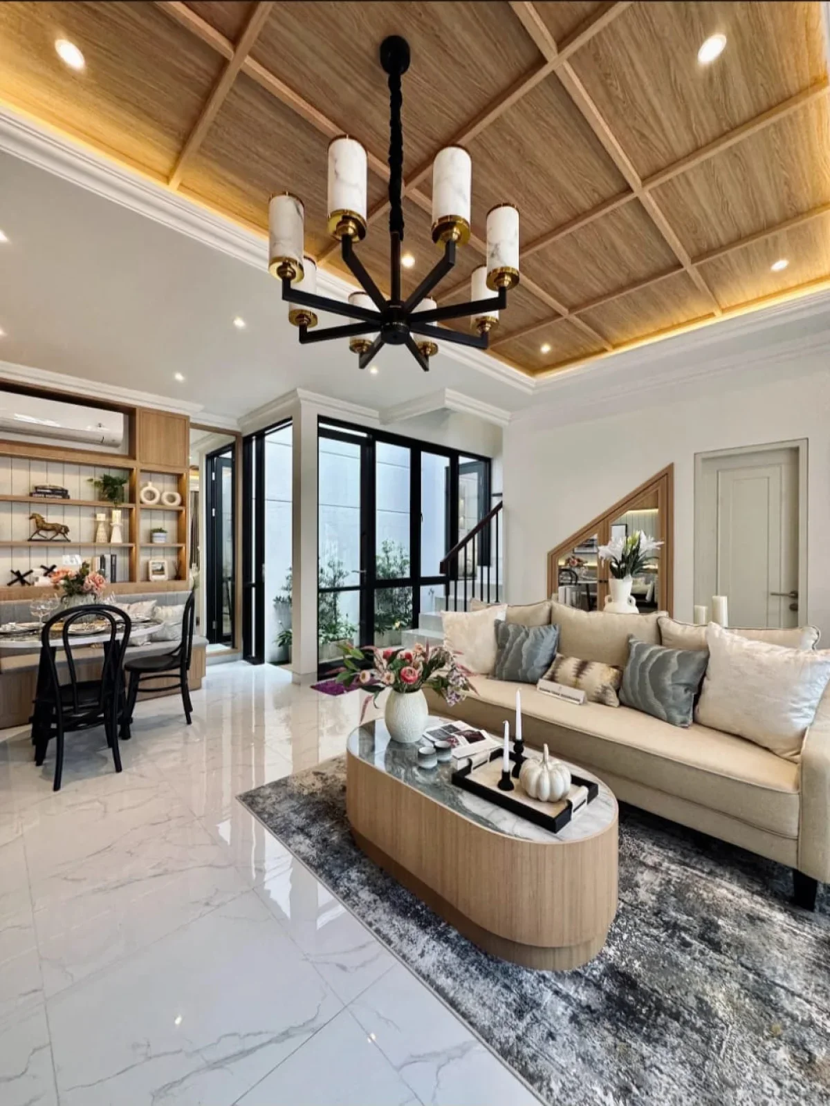 Rumah Surabaya Barat Premium lebar 9 2M an dekat pintu Tol - Galeri 2