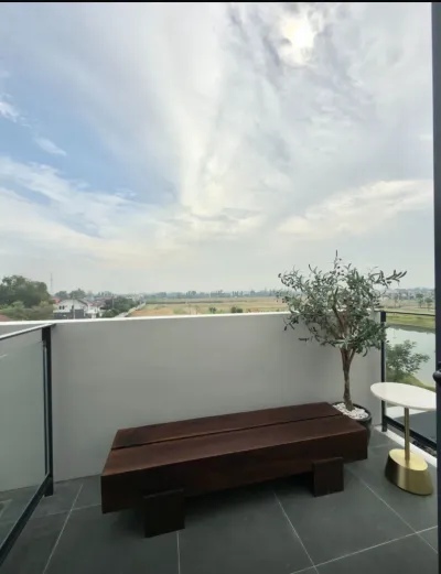 Luxury Living! Rumah Premium Citra Garden Sidoarjo Tipe Victoria Dilengkapi Kolam Renang & Lift Pribadi - Lokasi Favorit  - Galeri 11