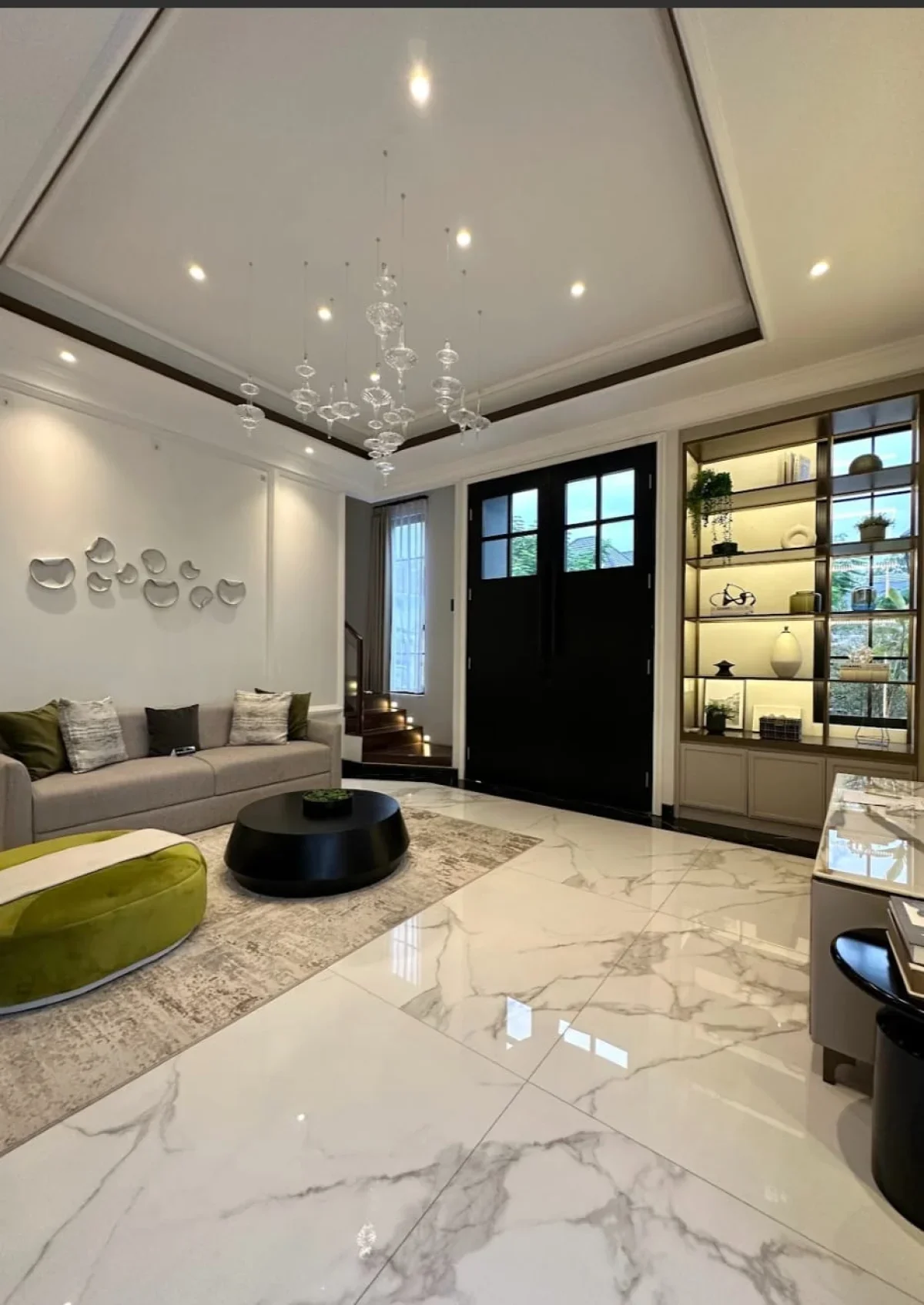 Rumah Elite American Style di Mansion Nine Tipe Carla, Lokasi Strategis Dekat Unesa Surabaya - Galeri 2