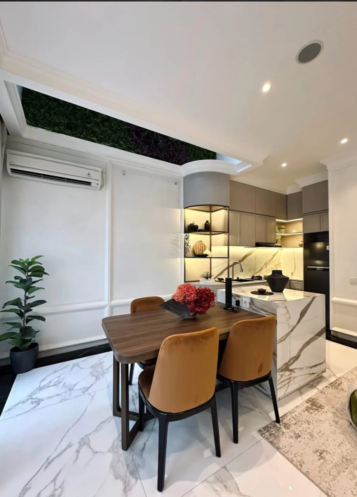 Rumah Elite American Style di Mansion Nine Tipe Carla, Lokasi Strategis Dekat Unesa Surabaya - Galeri 5