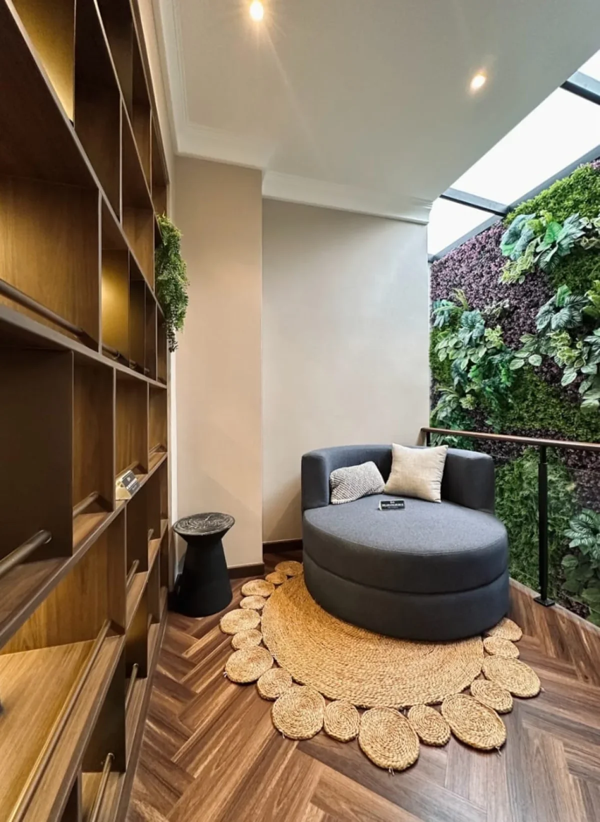 Rumah Elite American Style di Mansion Nine Tipe Carla, Lokasi Strategis Dekat Unesa Surabaya - Galeri 6