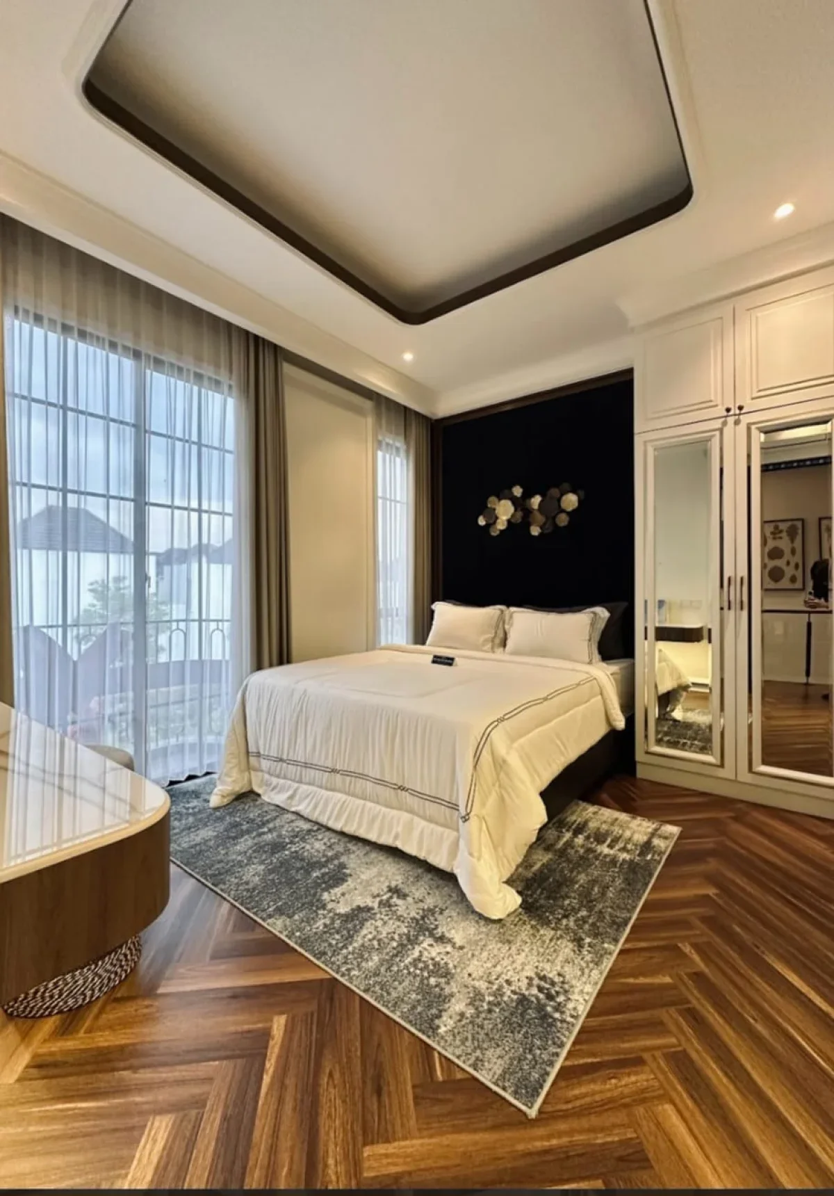 Rumah Elite American Style di Mansion Nine Tipe Carla, Lokasi Strategis Dekat Unesa Surabaya - Galeri 8