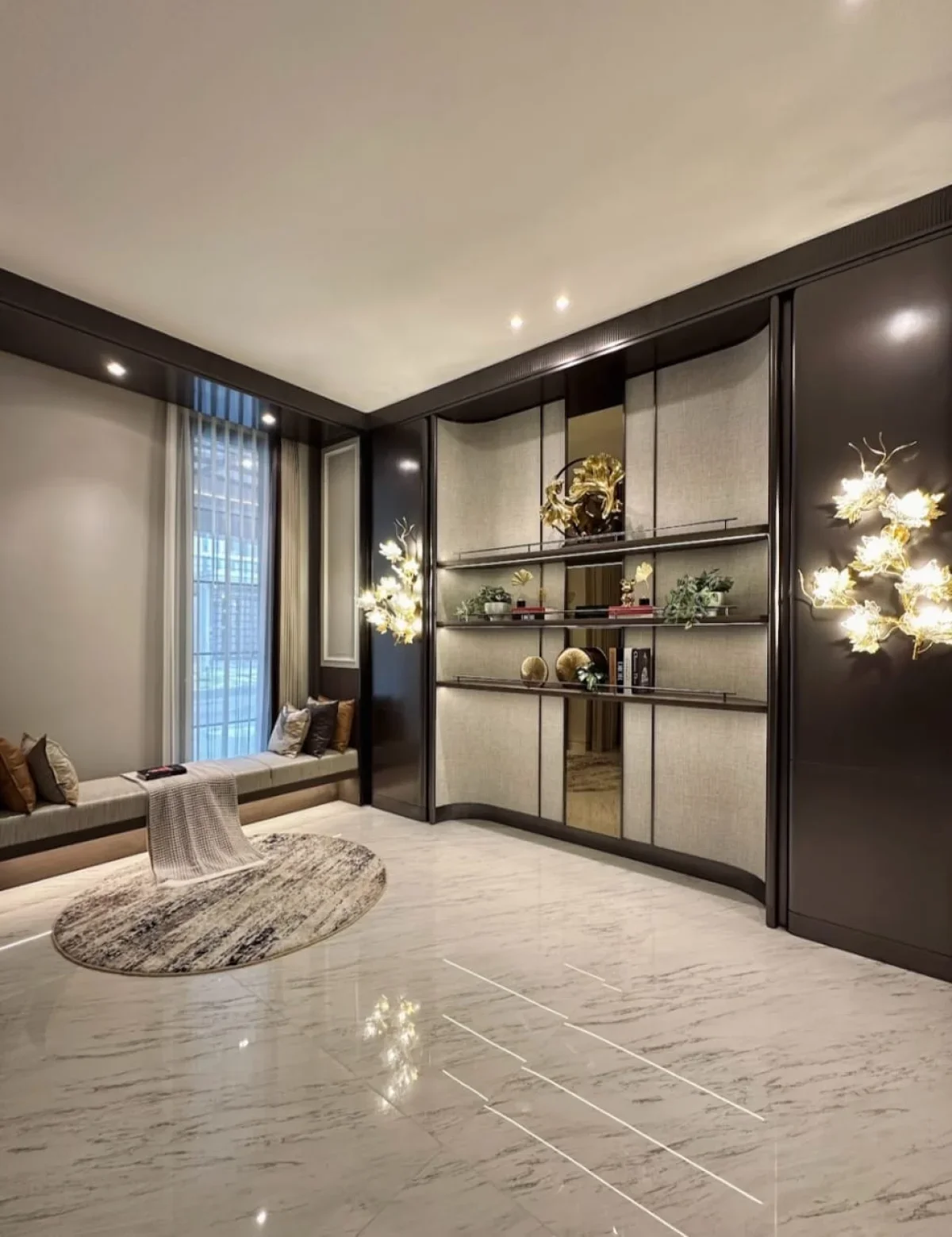 Rumah Classic Modern di Pakuwon Indah tipe Gerald - dekat Pakuwon Mall - Galeri 3