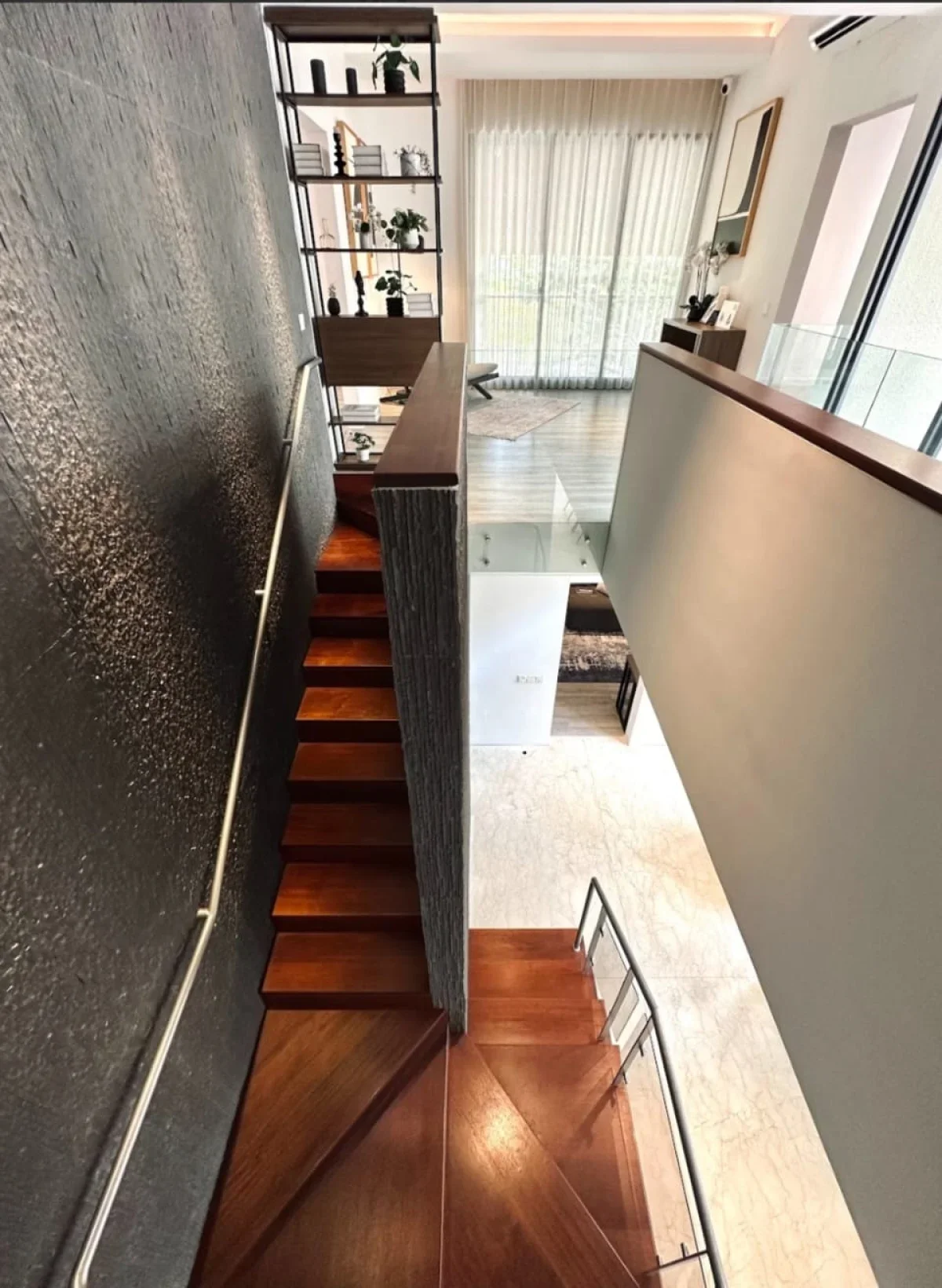 Rumah Classic Surabaya Royal Residence tipe Margaret area Lontar - Hunian Strategis - Galeri 15