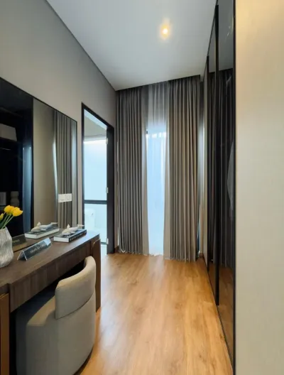 Rumah Eksklusif 3 Lantai di The Prambanan Residence Tipe Astha 9 RD -  Premium With Roof deck - Surabaya Barat - Galeri 8
