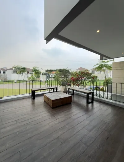 Rumah Eksklusif 3 Lantai di The Prambanan Residence Tipe Astha 9 RD -  Premium With Roof deck - Surabaya Barat - Galeri 10