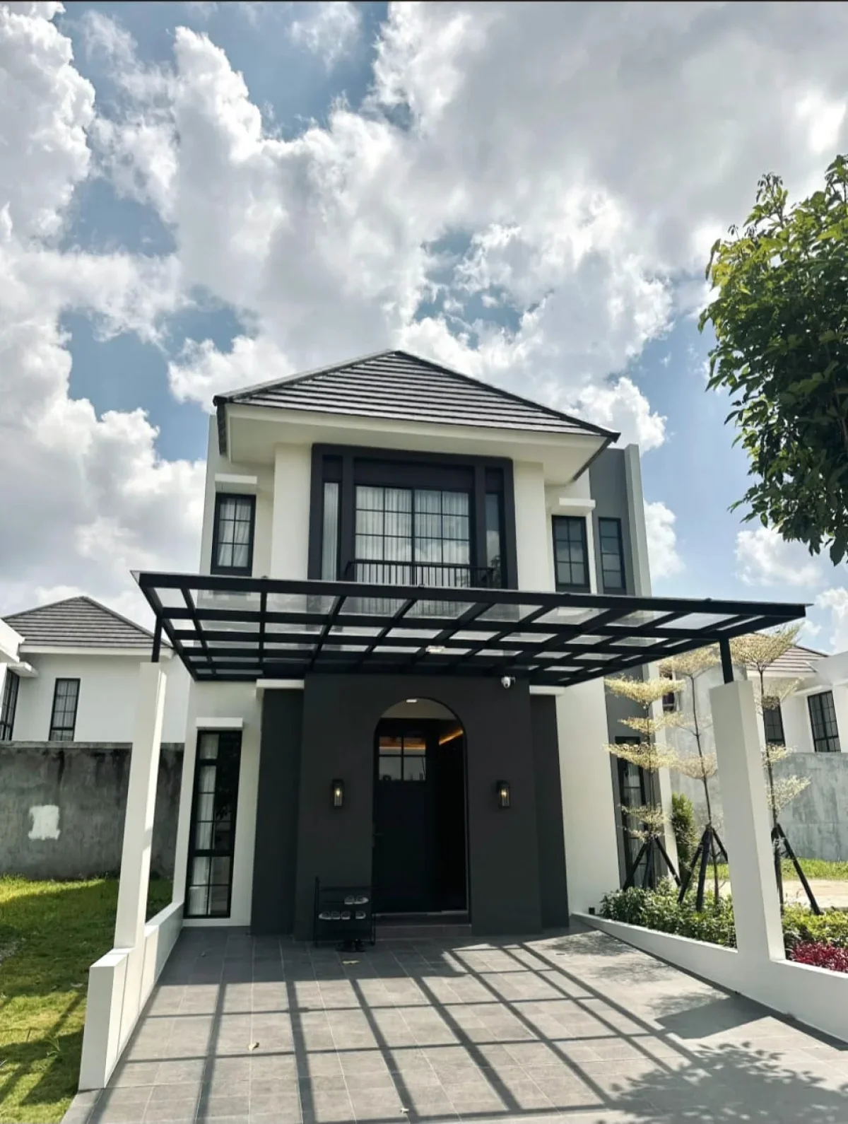 Rumah Kota Baru Driyorejo Bertha Premium dekat Akses Tol Driyorejo 