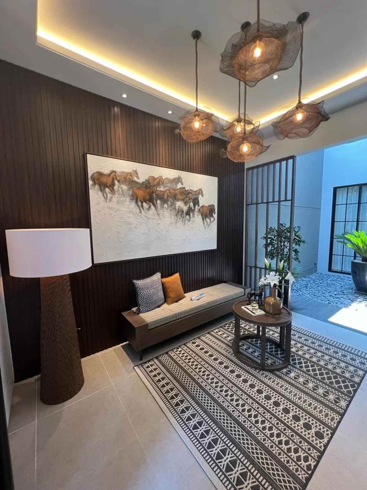 Rumah Mewah Eastwood Aquamarine + Lift – Desain Elegan & Modern - Surabaya Barat  - Galeri 5
