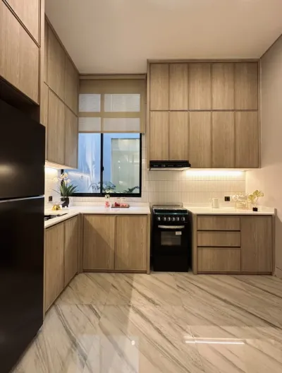 Rumah Modern Pakuwon Indah Surabaya tipe Greta - Belvedere Grand Golf dekat Pakuwon Mall - Galeri 16