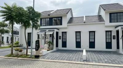 RUMAH MODERN 1 LANTAI DI OPRA CITY TIPE G - Gresik - Minimalis dan Modern