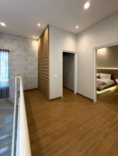 Rumah Modern 2 Lantai Wisata Bukit Mas Tipe Linnet Surabaya Barat – Lingkungan Elite  - Galeri 2