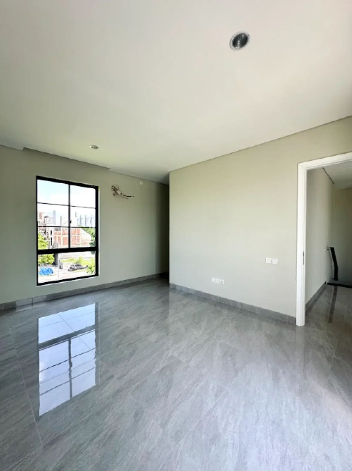 Rumah Modern di The Grand Kenjeran Tipe Evoria – Hunian Nyaman 3 Lantai di Surabaya Timur - Galeri 11