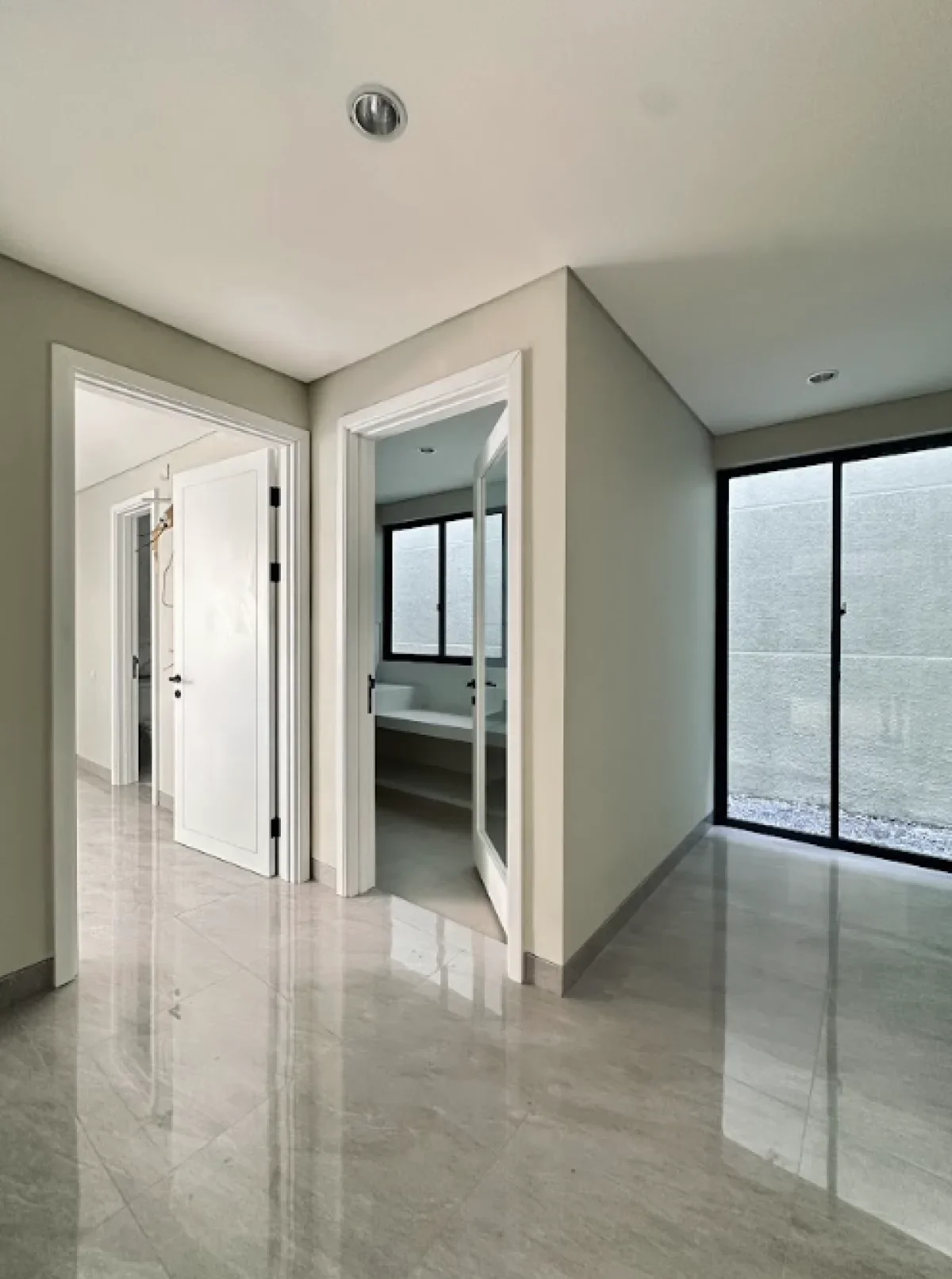 Rumah Modern di The Grand Kenjeran Tipe Evoria – Hunian Nyaman 3 Lantai di Surabaya Timur - Galeri 14