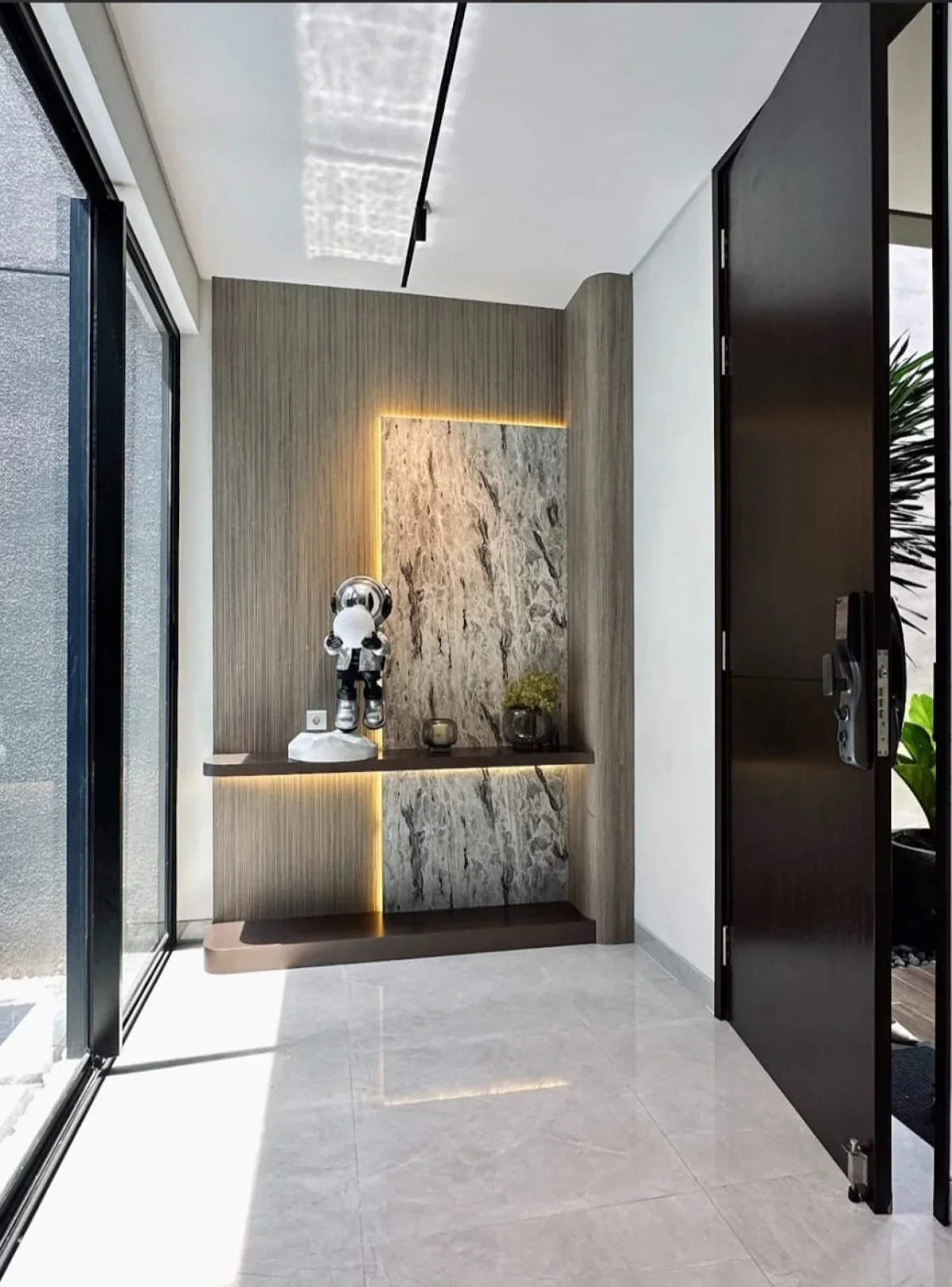 Rumah Modern GreenLake tipe Vianza Surabaya Barat - Galeri 5