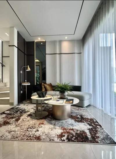 Hunian Modern Luas di GreenLake Verdela Deluxe - 2 Lantai Surabaya CitraLand  - Galeri 2