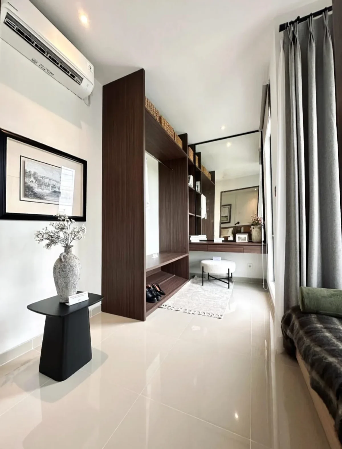 Rumah Pintu Tol Satelit area Gunung Sari Wiyung   - Galeri 8