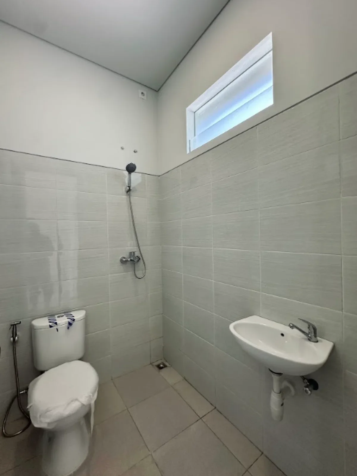 Unit Minimalis Eastern Spring Grand Eastern Surabaya Timur – Rumah Elegan & Modern   - Galeri 6