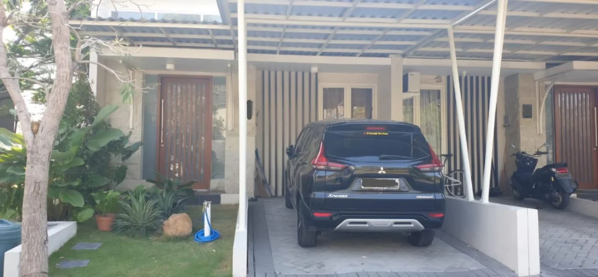 Dijual Cepat Turun Harga rumah Greenhill Citraland Surabaya 