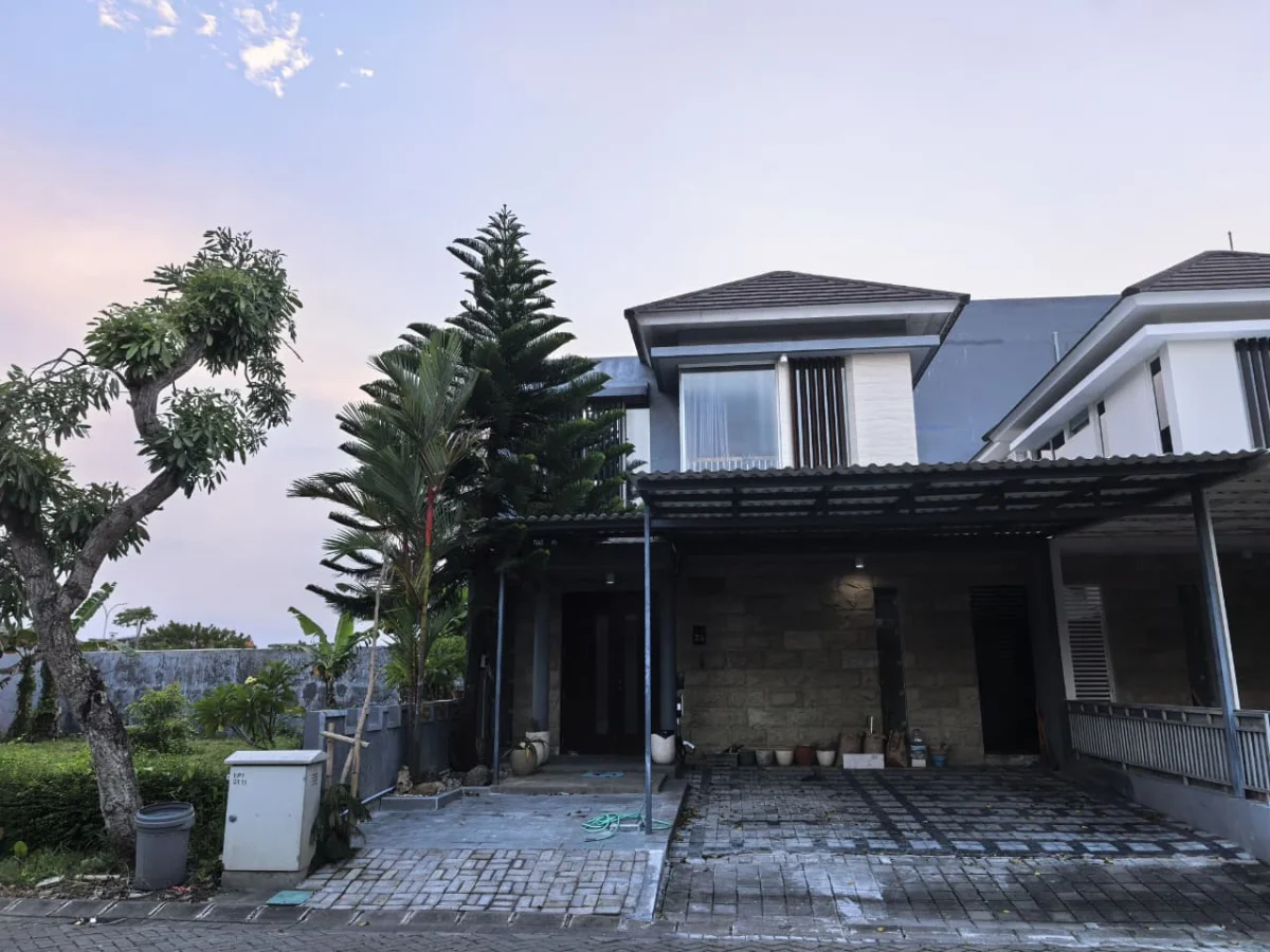 Dijual Rumah 2 Lantai Cluster Greenhill Citraland Utara, Siap Huni - Surabaya Barat