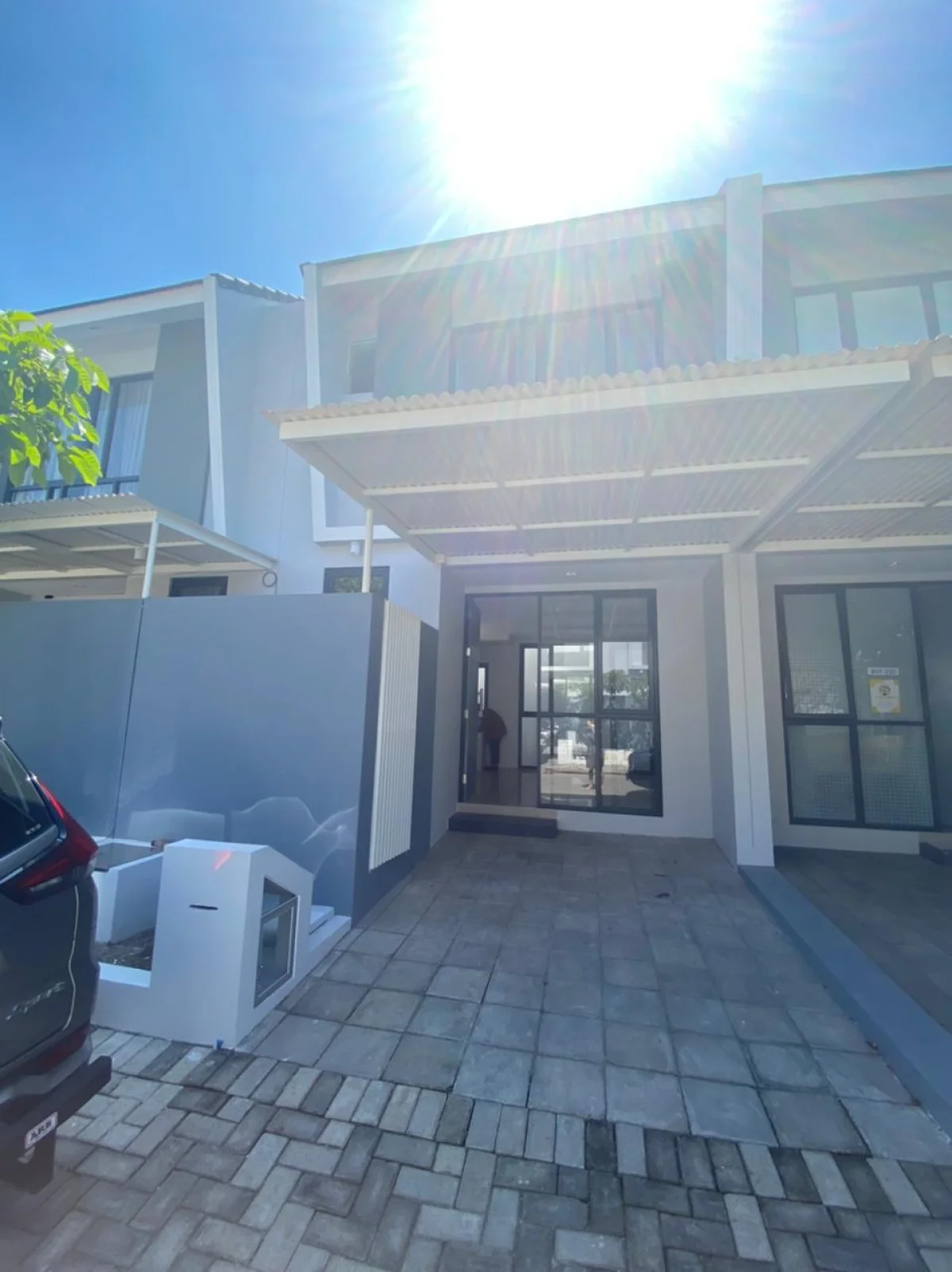 Dijual Rumah 2 Lantai Royal Residence Serenade, Siap Huni & Lokasi Strategis 