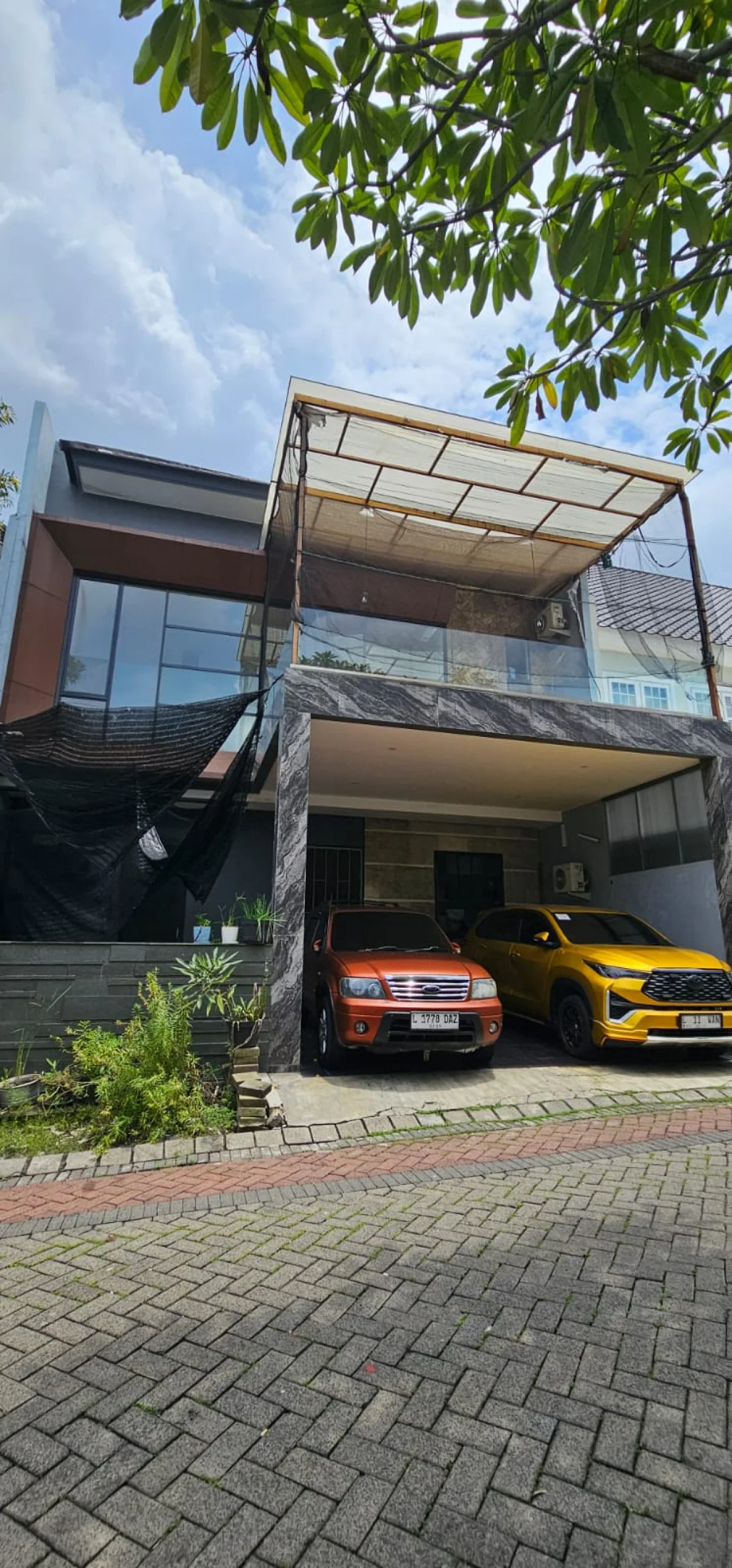 DIJUAL RUMAH SURABAYA ALAM HIJAU